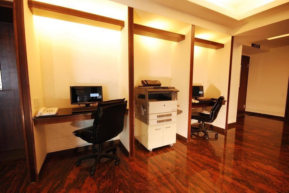 The Enterpriser Hotel Taichung Exterior foto