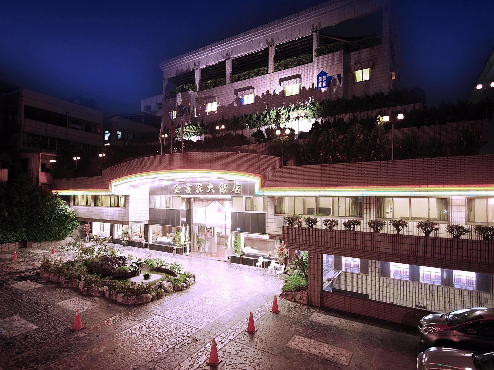 The Enterpriser Hotel Taichung Exterior foto