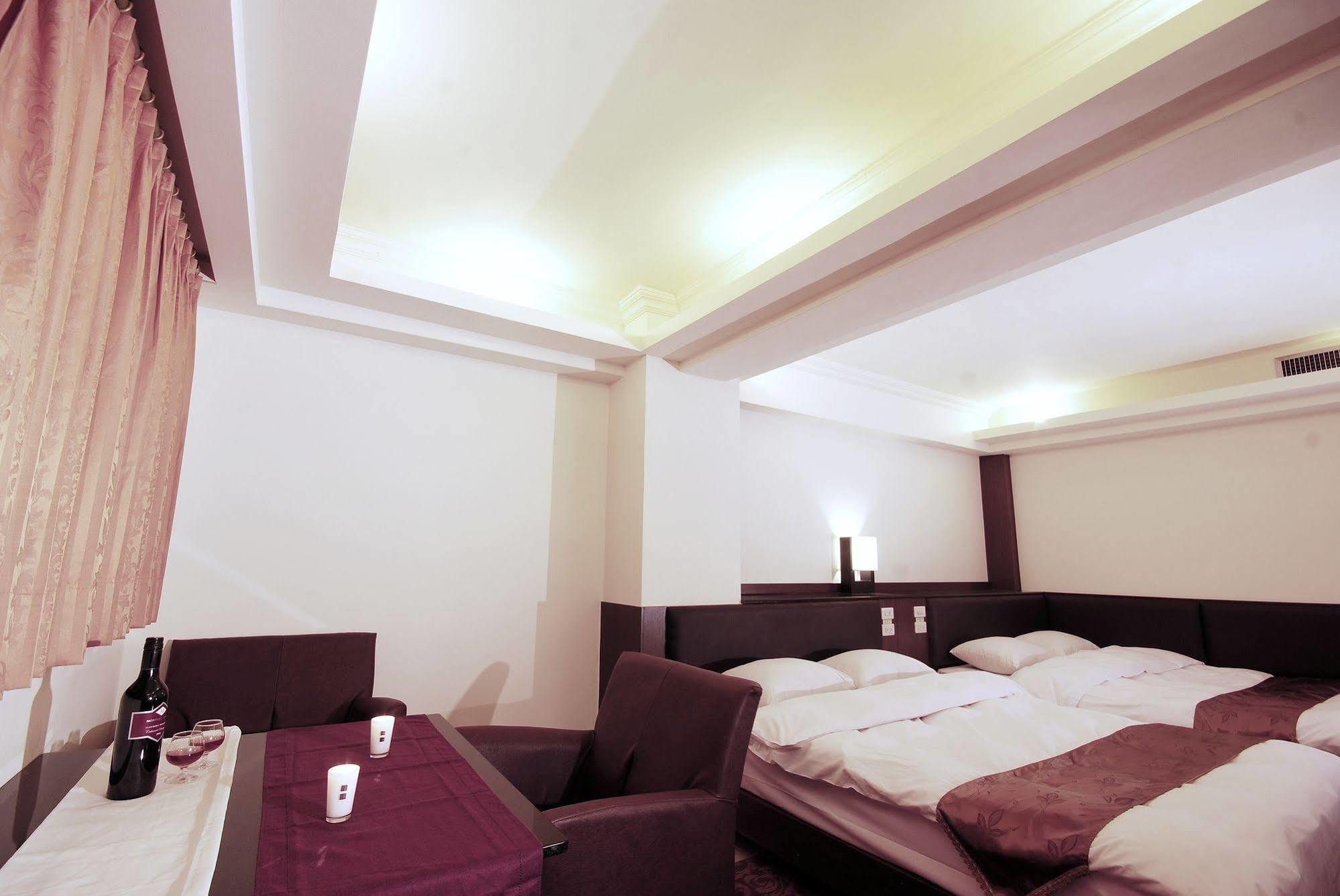 The Enterpriser Hotel Taichung Exterior foto