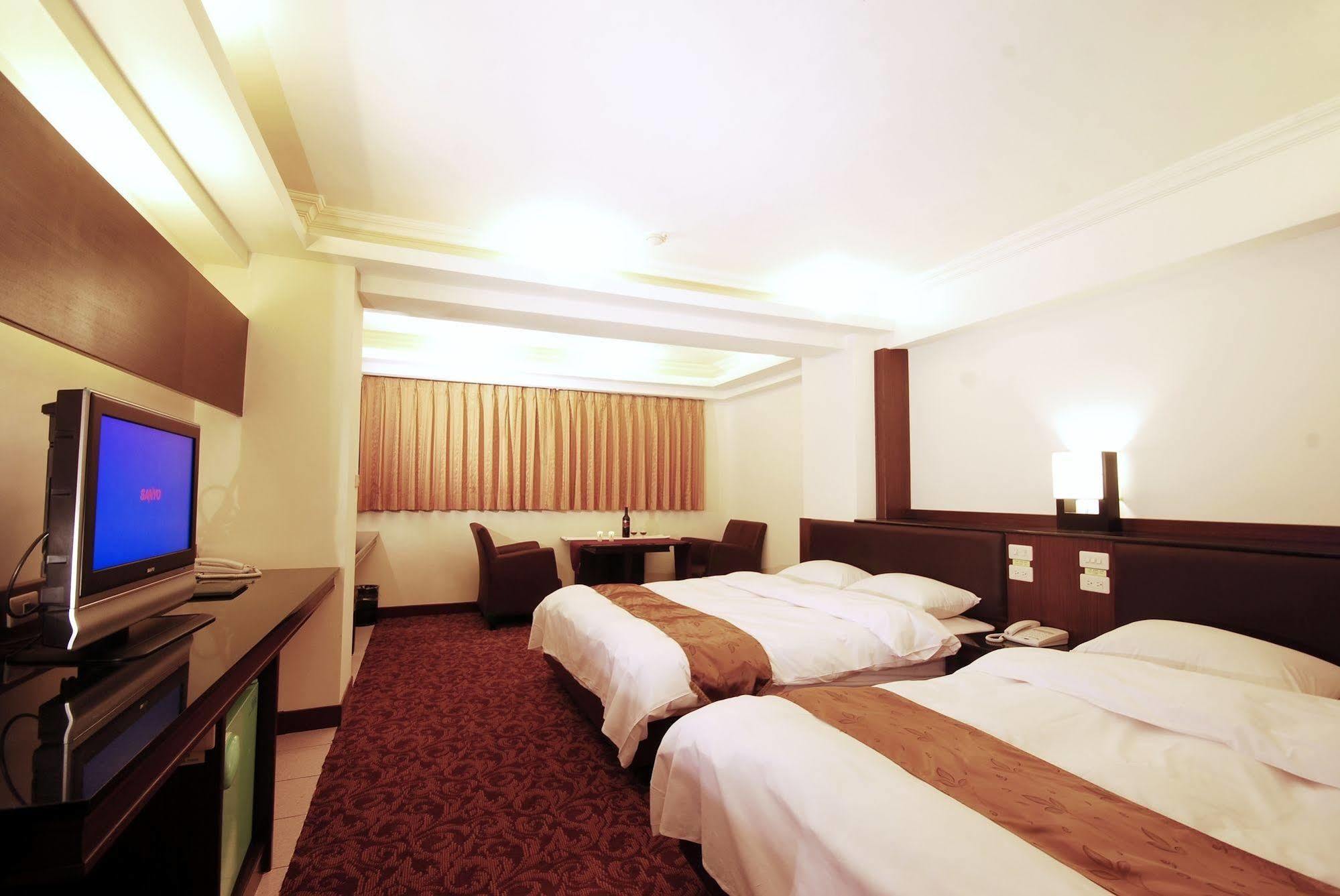 The Enterpriser Hotel Taichung Exterior foto