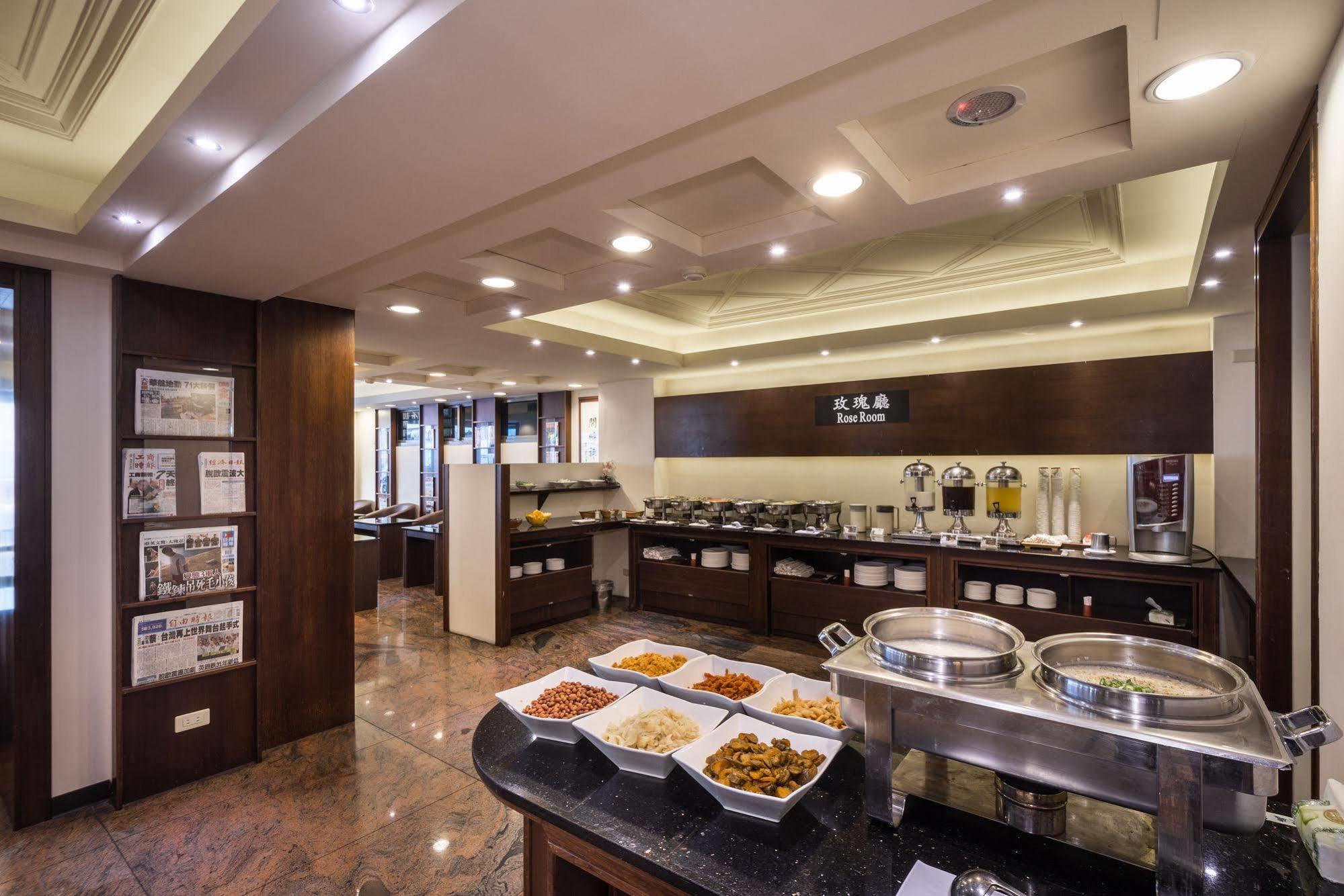The Enterpriser Hotel Taichung Exterior foto