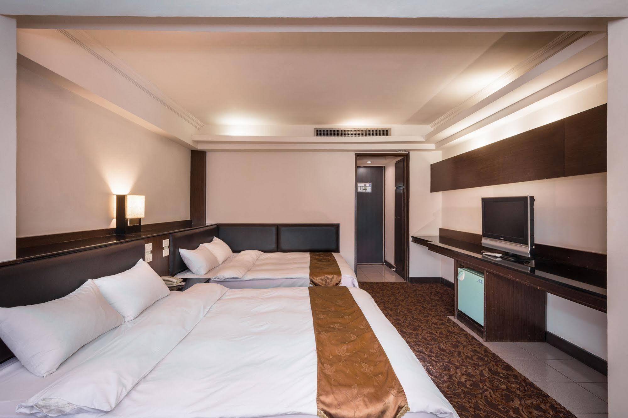 The Enterpriser Hotel Taichung Exterior foto